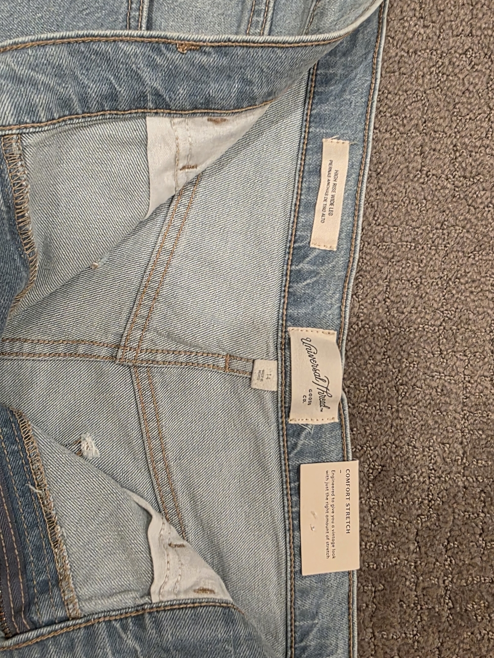 Universal Thread Light Wash Denim Jeans - Light Blue